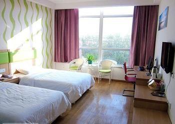 Shuangdie Business Hotel Liaocheng ภายนอก รูปภาพ